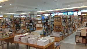 toko-buku-gramedia